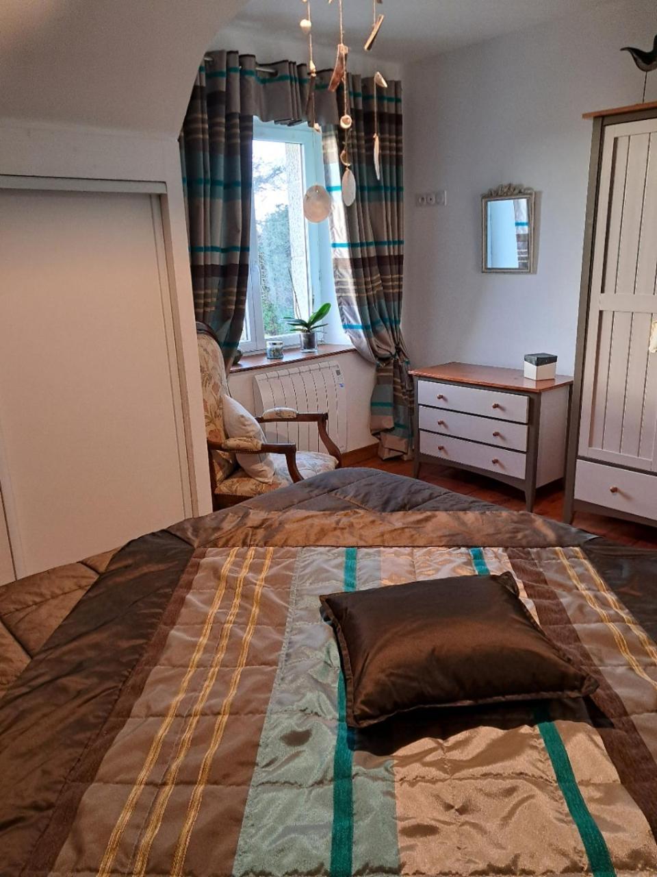 Bed and Breakfast Aux Volets Bleus Sibiril Zewnętrze zdjęcie